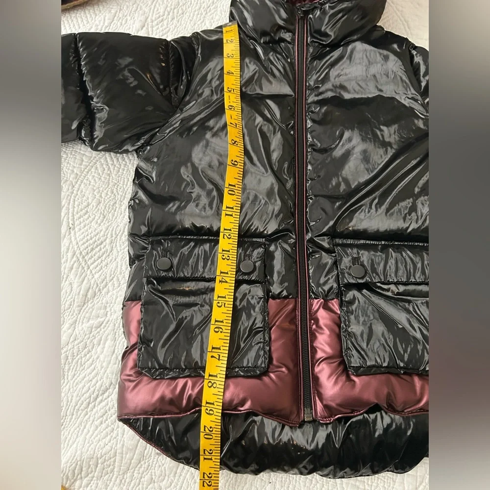 Cozy Coop Metallic Piping Jacket in Black/Ruby. Shiny black puffer size 7 Great!